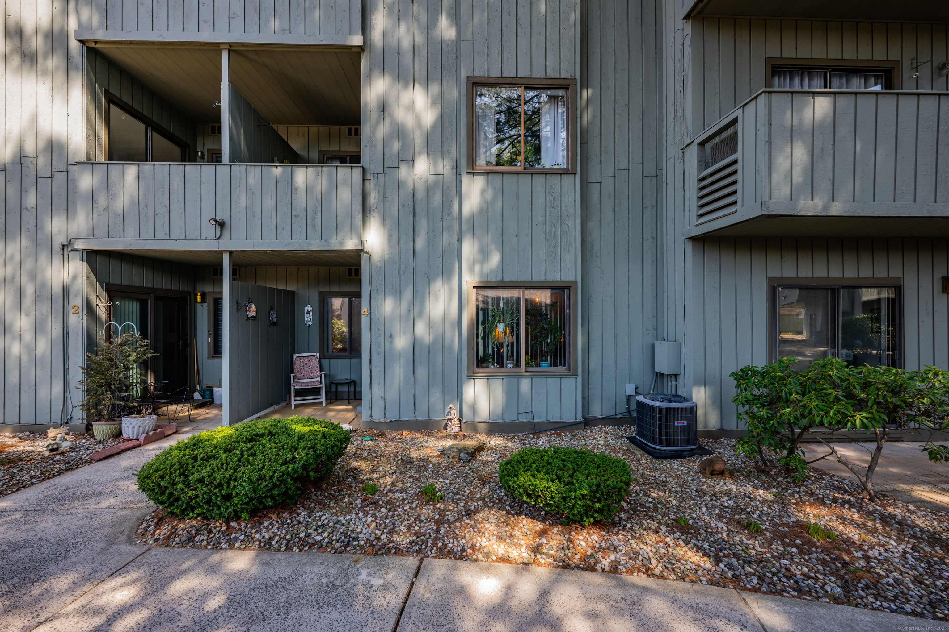 Photo 1 of Hickory Hill Road, Southington, Connecticut, $239,900, Web #: 24089096