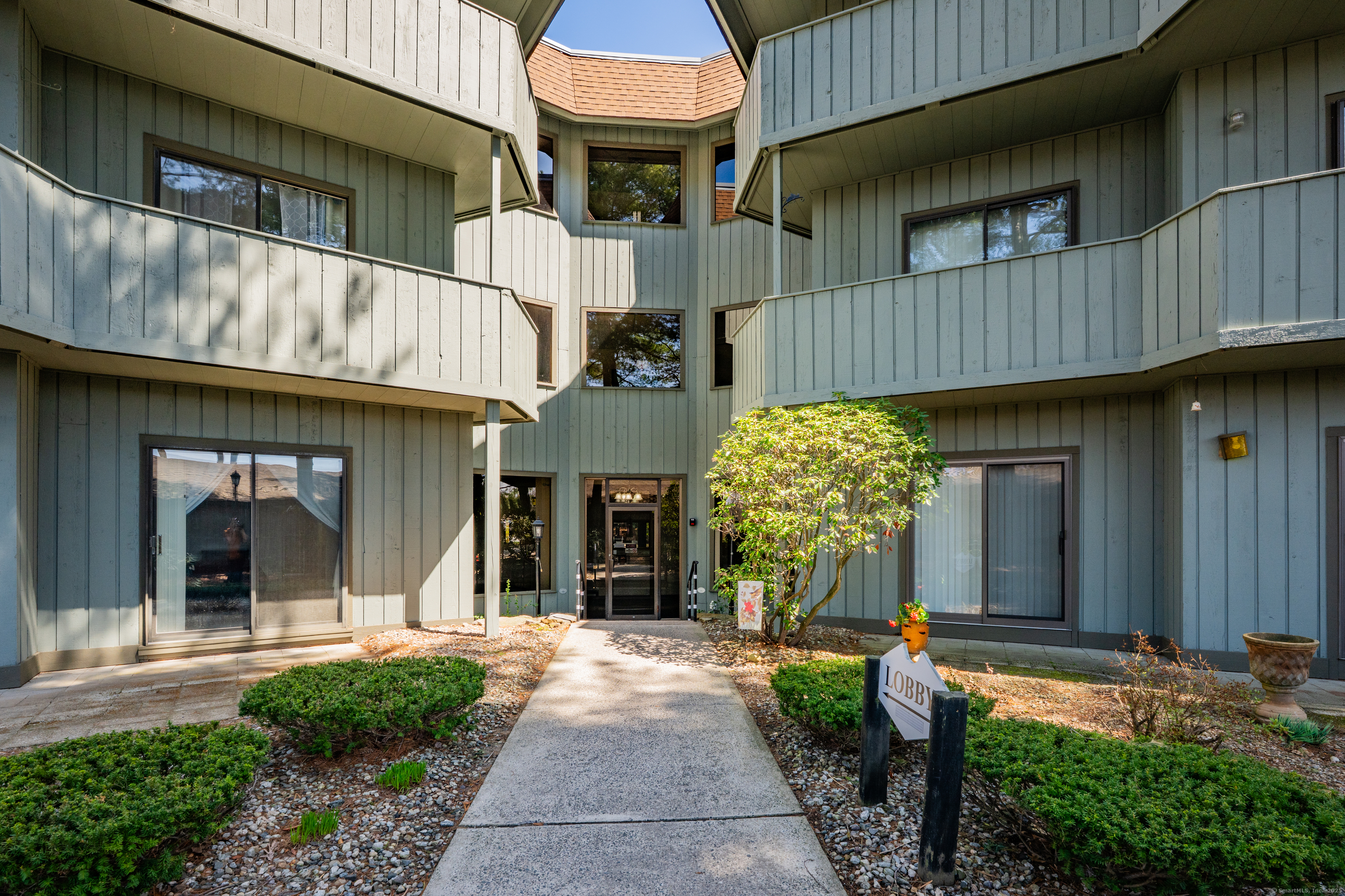 4 Hickory Hill Road, Southington, Connecticut image 29