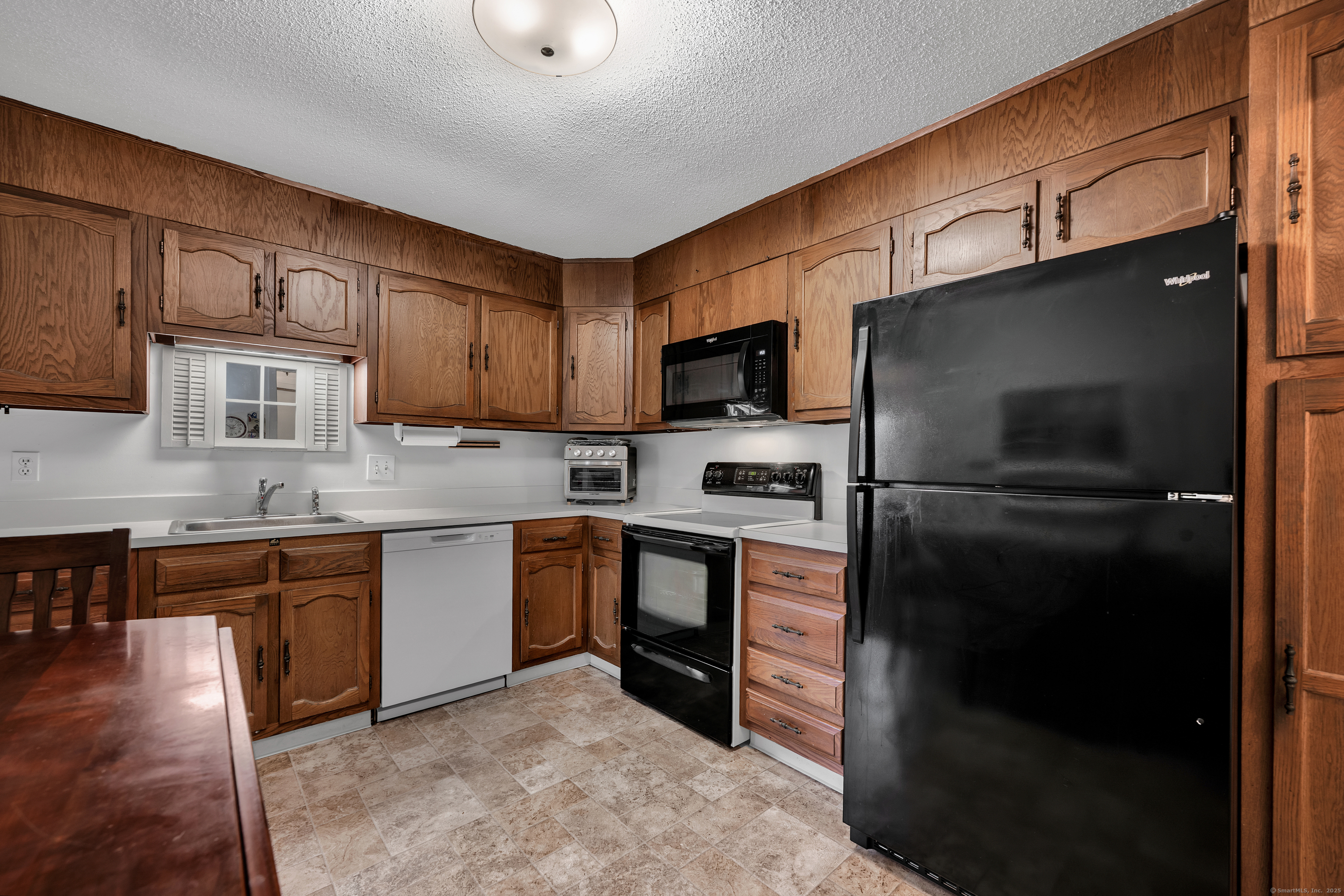 4 Hickory Hill Road, Southington, Connecticut image 15