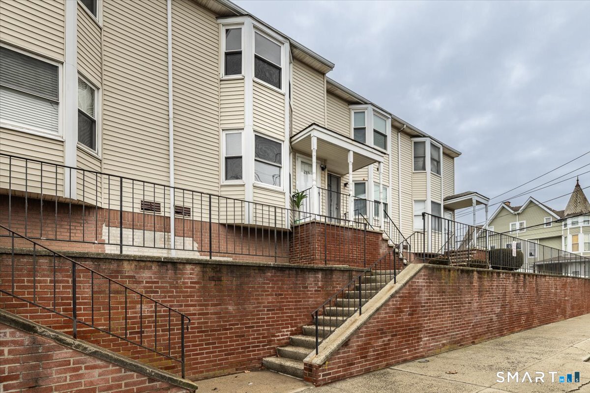 289 Broad Street 289