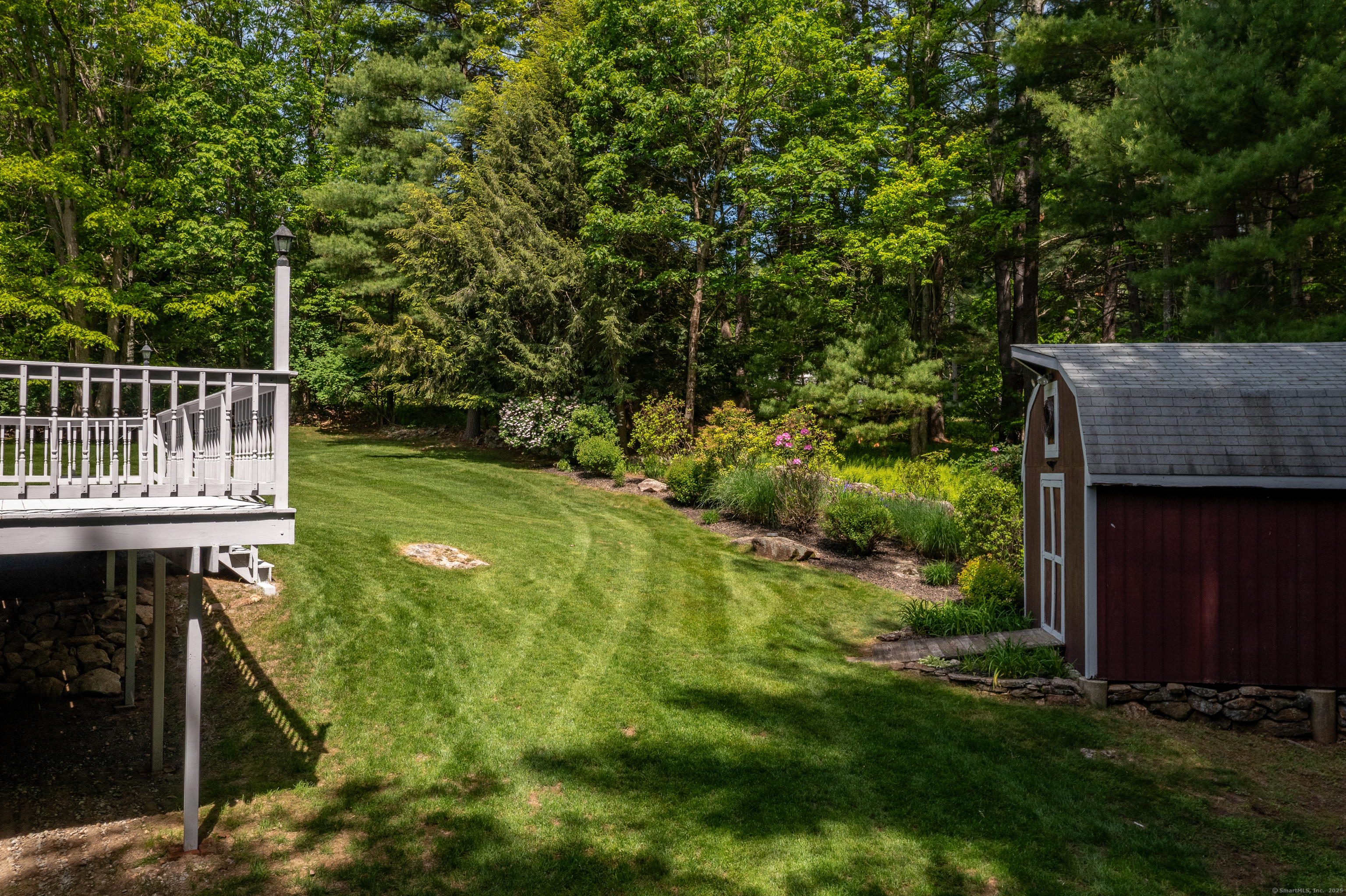 Tolland, Connecticut 06084, United States, 3 Bedrooms Bedrooms, ,3 BathroomsBathrooms,Residential,Pending,141704