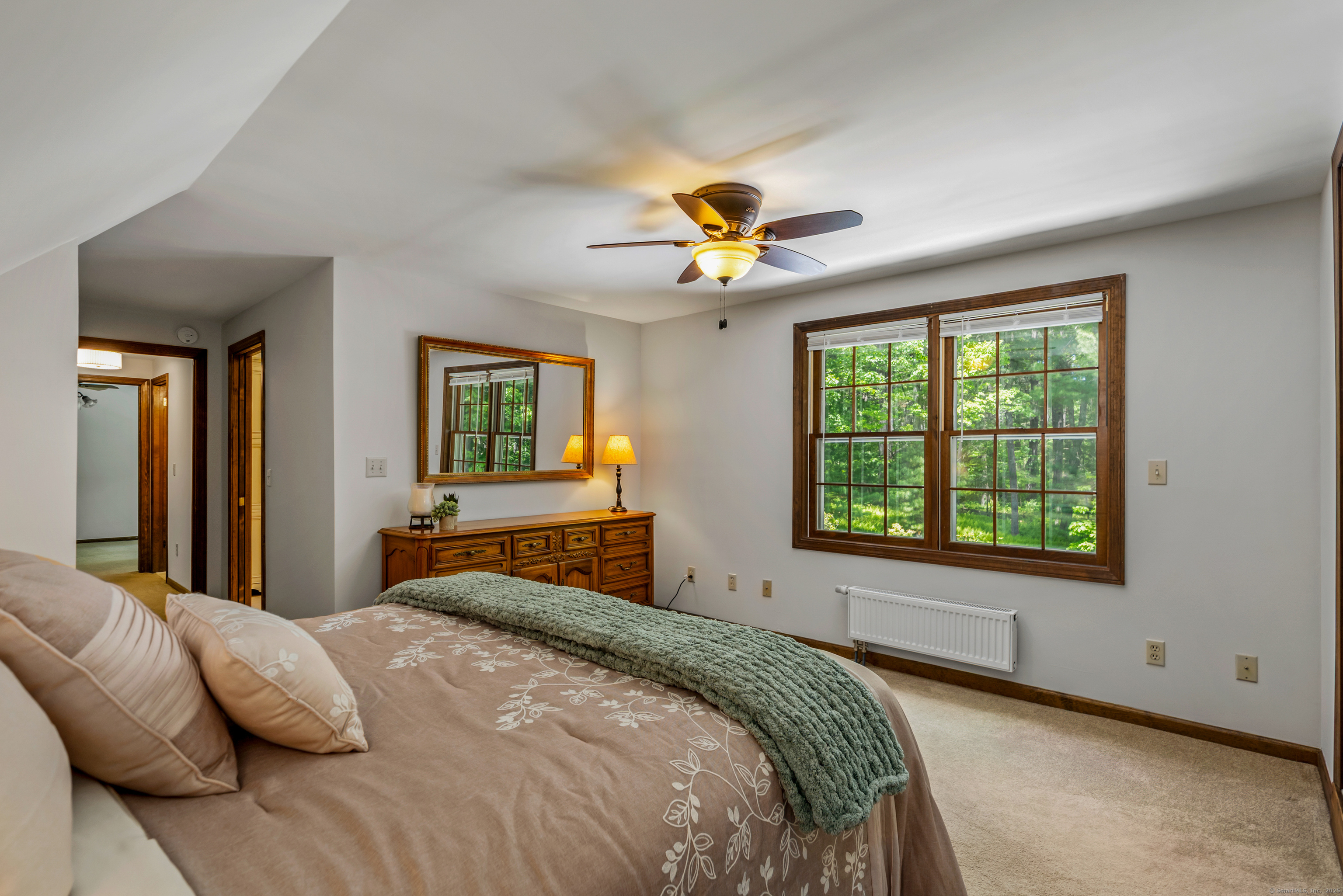 Tolland, Connecticut 06084, United States, 3 Bedrooms Bedrooms, ,3 BathroomsBathrooms,Residential,Pending,141704