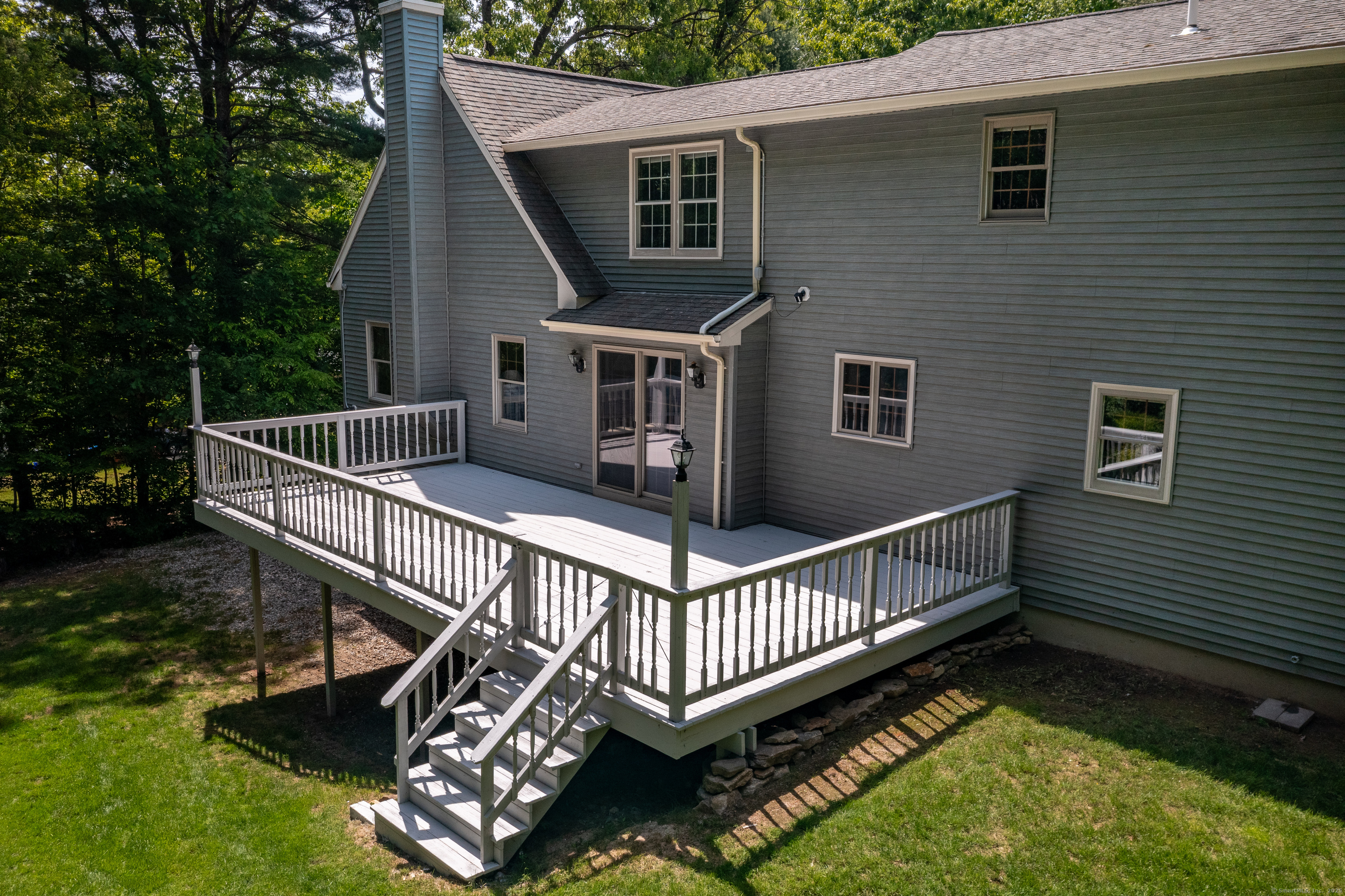 Tolland, Connecticut 06084, United States, 3 Bedrooms Bedrooms, ,3 BathroomsBathrooms,Residential,Pending,141704