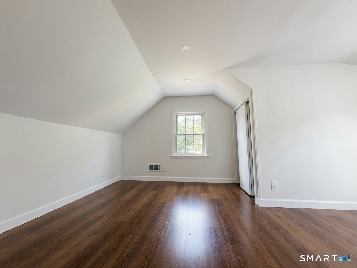 1 Sheridan Street