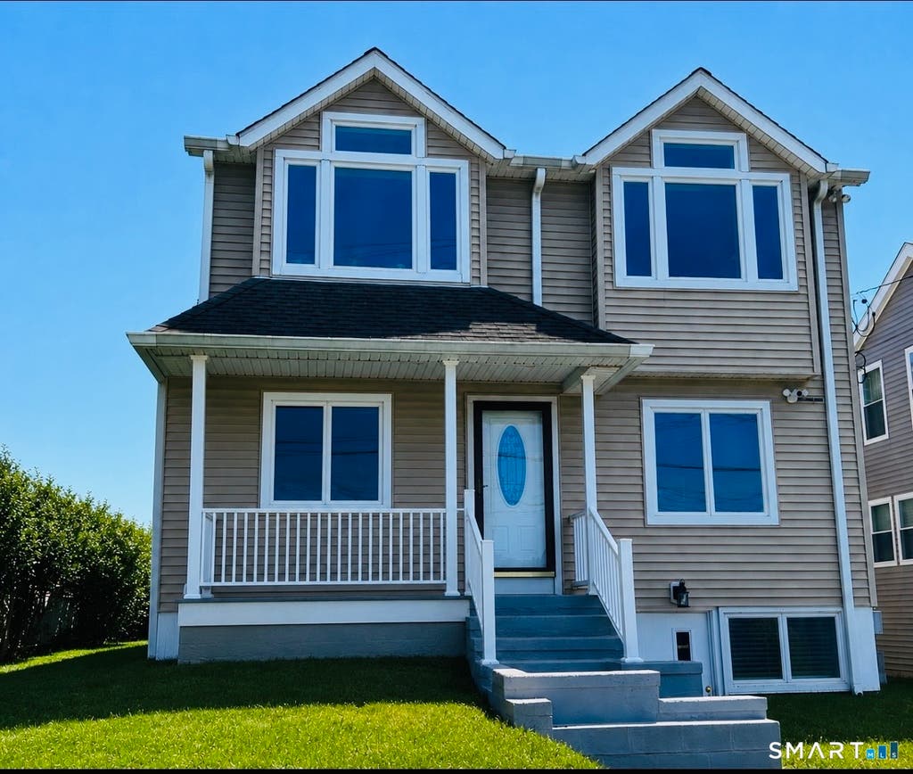 Photo of 556 Fairfield Avenue, Stamford, CT 06902 (MLS # 24170057)