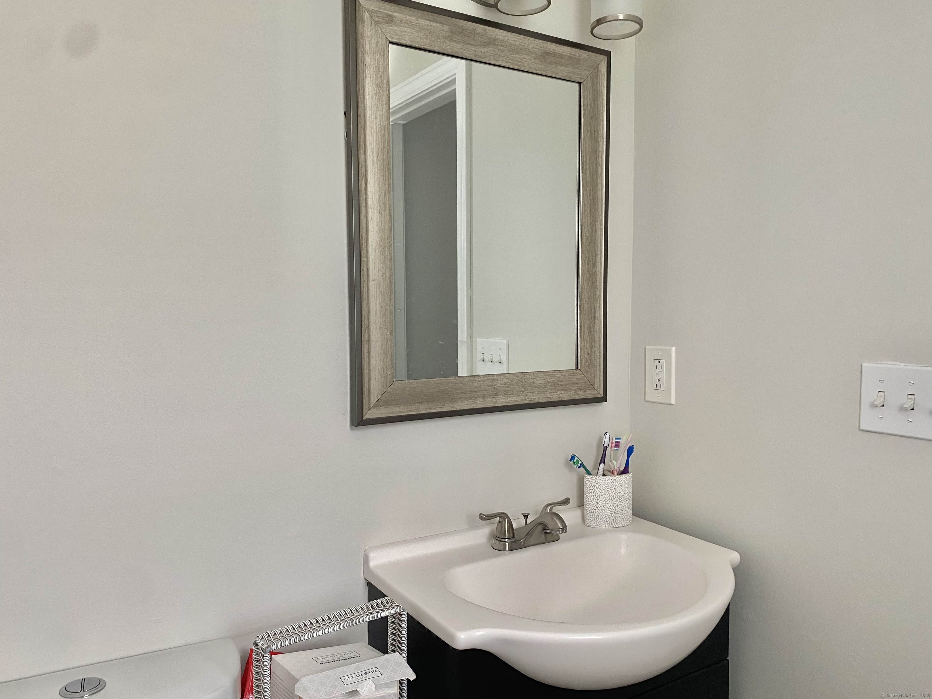 10 Richards Avenue, Seymour, Connecticut image 24