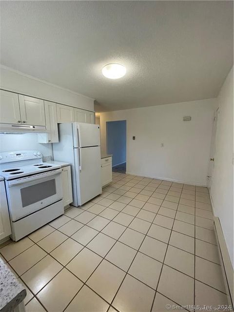 Tiny photo for 23 College Street #APT 5, Clinton, CT 06413 (MLS # 24146663)