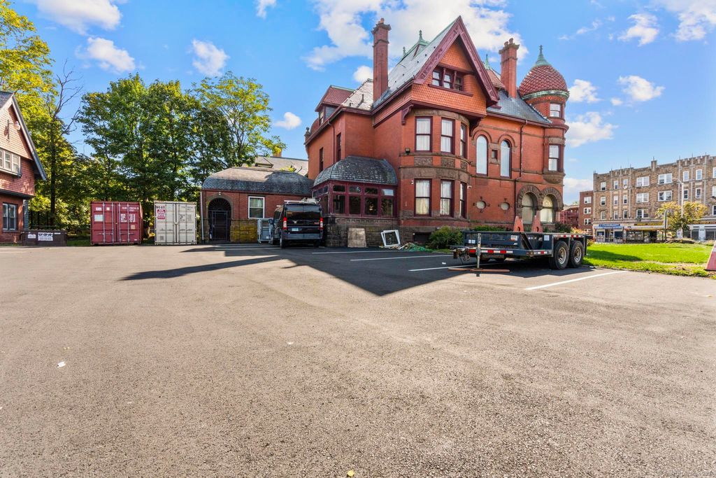 Photo of 2 Wethersfield Avenue, Hartford, CT 06114 (MLS # 24149544)