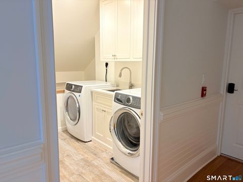 Tiny photo for 500 Main Street #APT 3, Ridgefield, CT 06877 (MLS # 24141541)