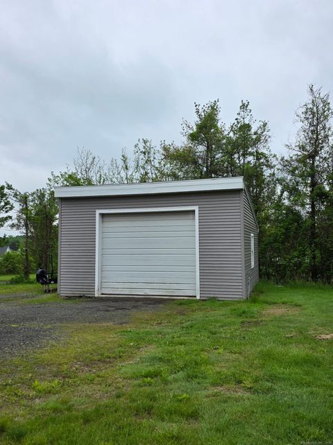 319 Thompsonville Road Suffield CT 06078