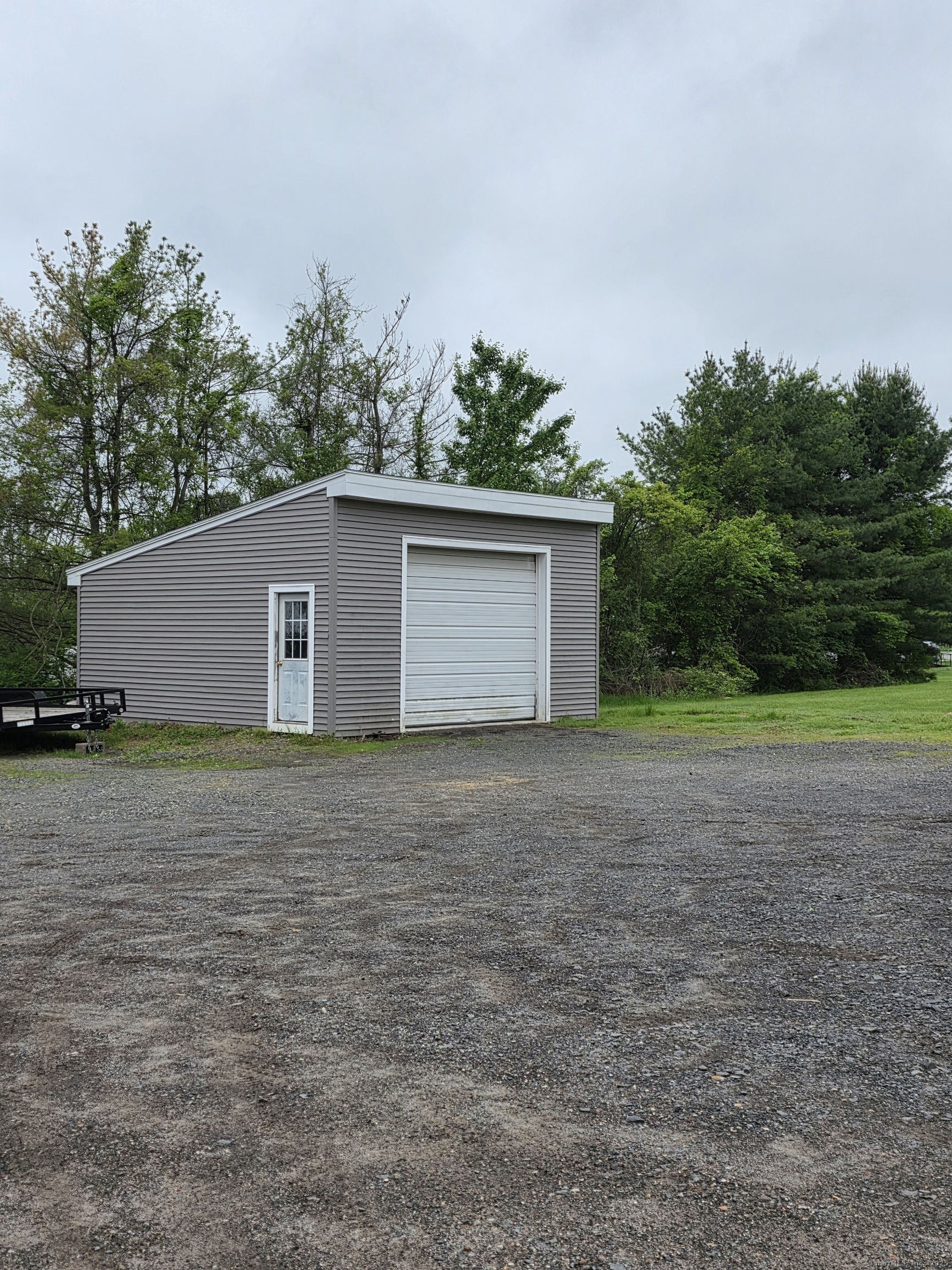 319 Thompsonville Road