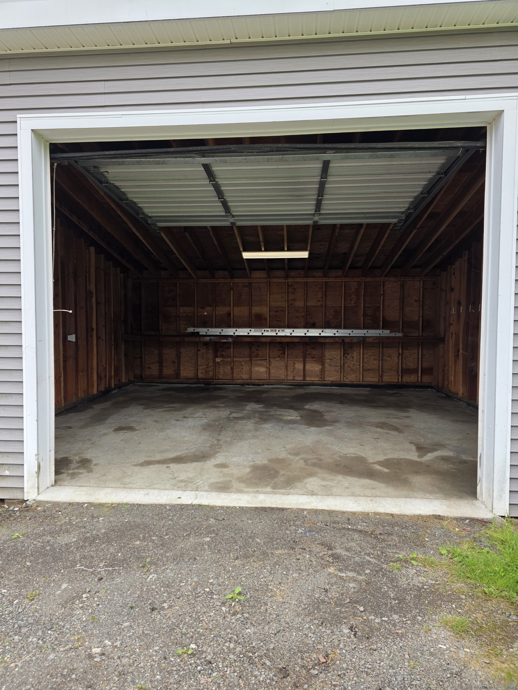 319 Thompsonville Road