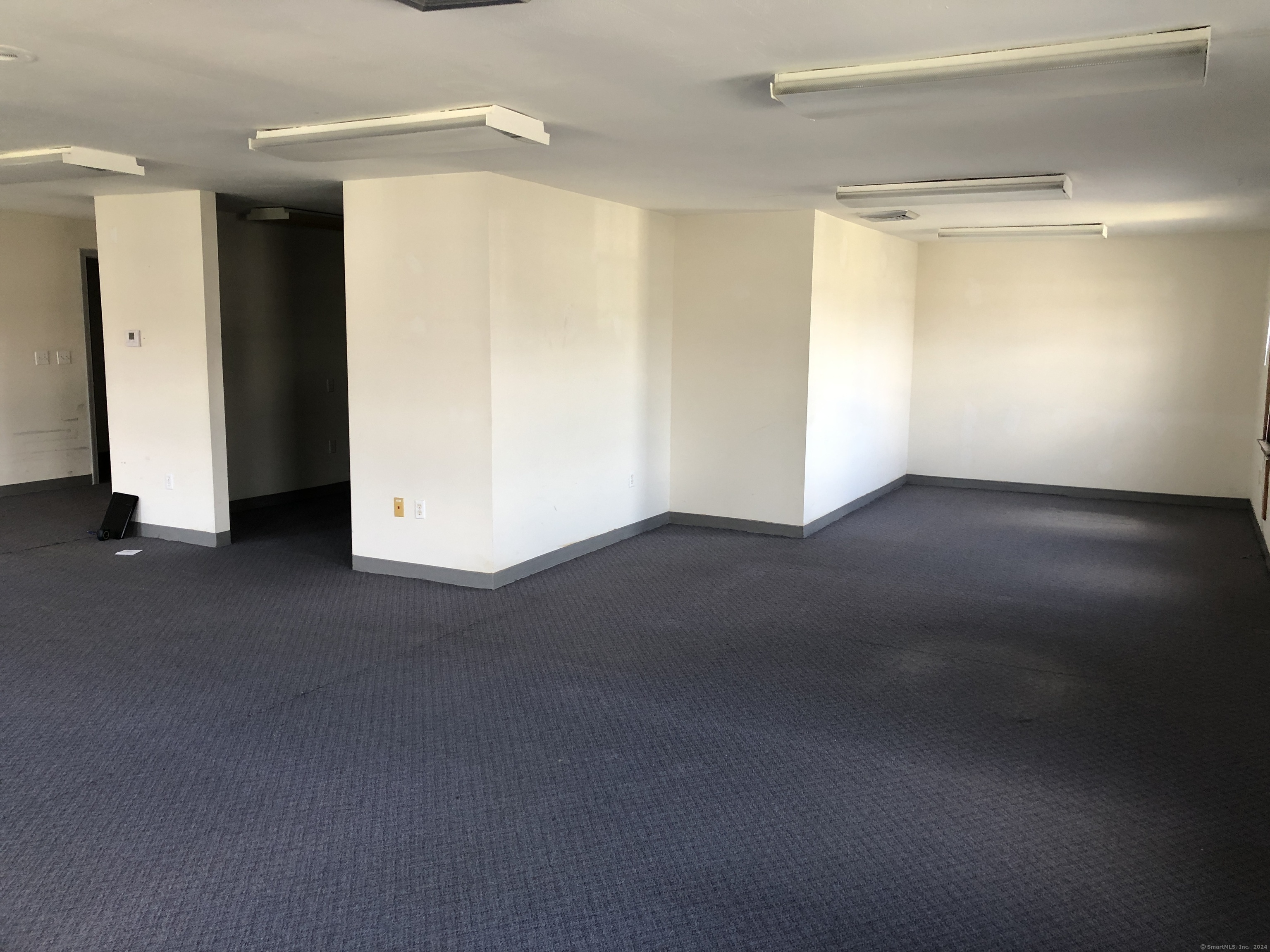 880 Boston Post Road