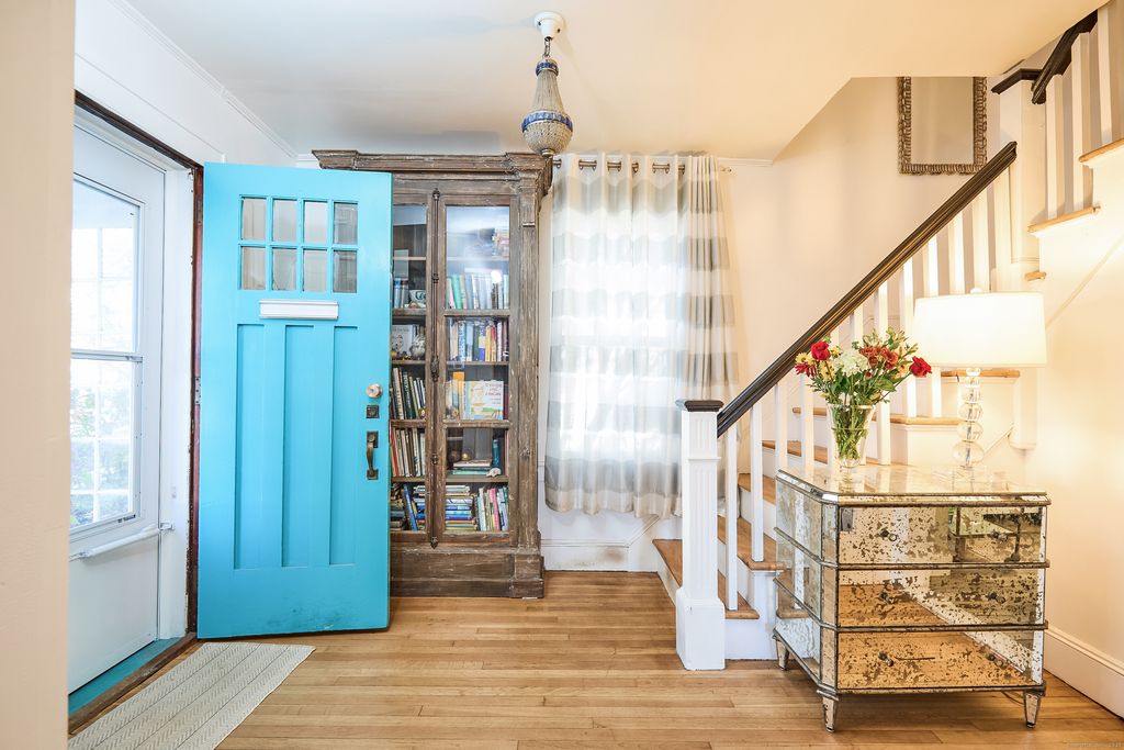 Photo of 155 Moody Avenue, Fairfield, CT 06825 (MLS # 24146263)