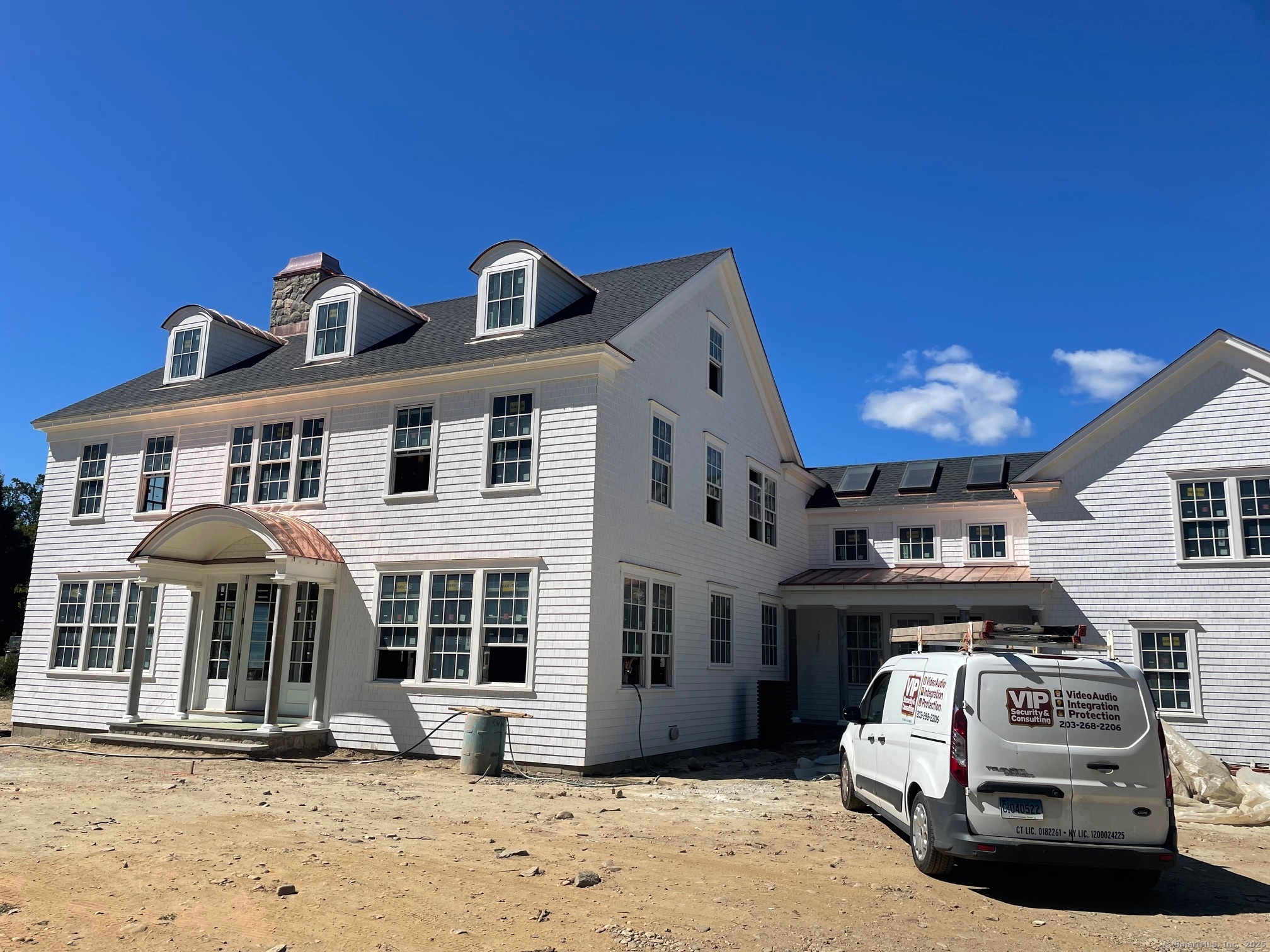 36 Maple Avenue South