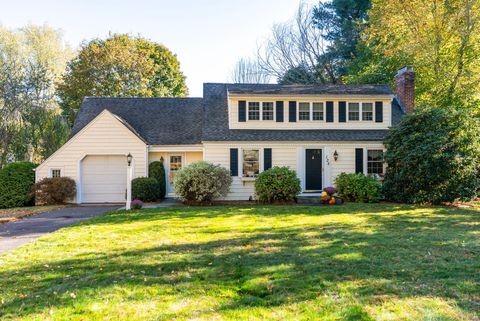 Photo of 124 Ridgewood Road, Glastonbury, CT 06033 (MLS # 24131153)