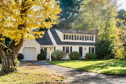 124 Ridgewood Road Glastonbury CT 06033