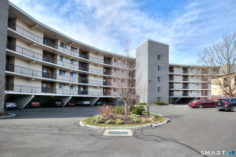 Photo of 100 Seaview Avenue #4F, Norwalk, CT 06855 (MLS # 24122289)