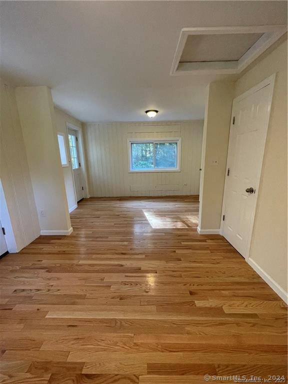 Redding, Connecticut 06896, United States, 5 Bedrooms Bedrooms, ,3 BathroomsBathrooms,Residential,Active,156482