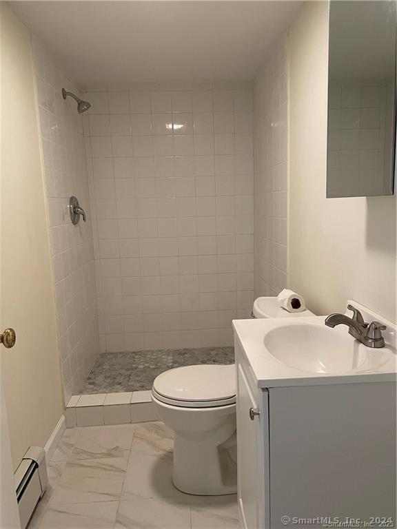 Redding, Connecticut 06896, United States, 5 Bedrooms Bedrooms, ,3 BathroomsBathrooms,Residential,Active,156482