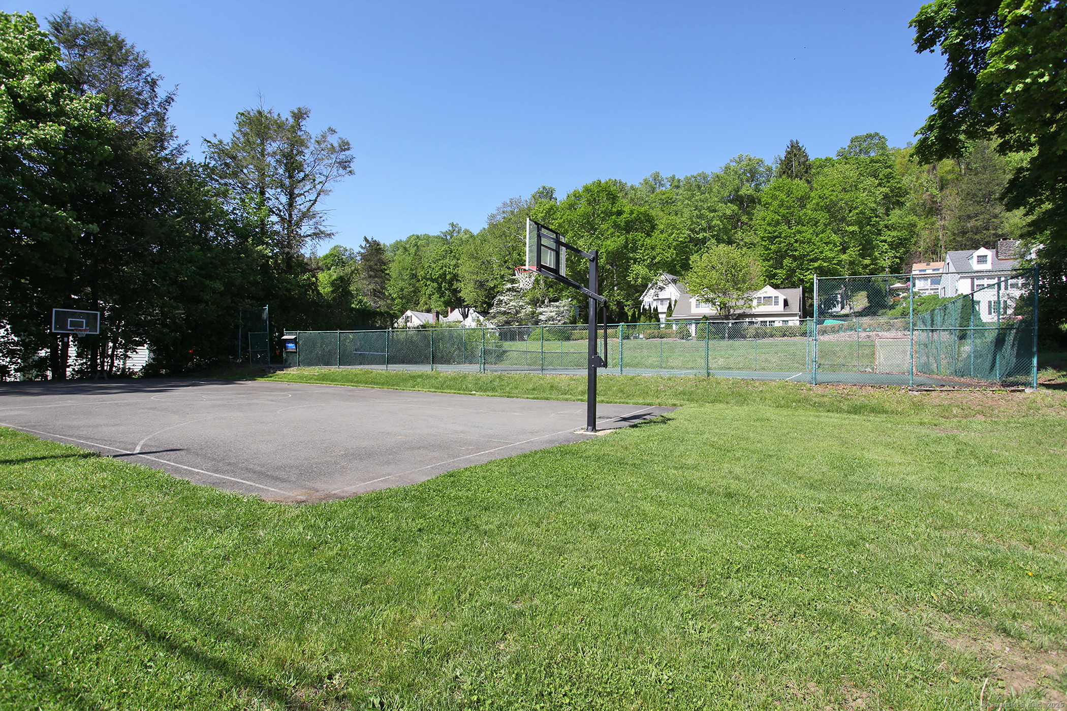 11 N Beach Drive, New Fairfield, Connecticut image 29