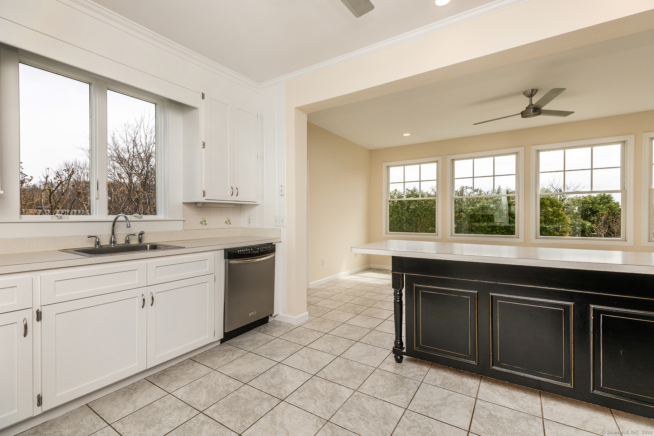 11 N Beach Drive, New Fairfield, Connecticut image 14