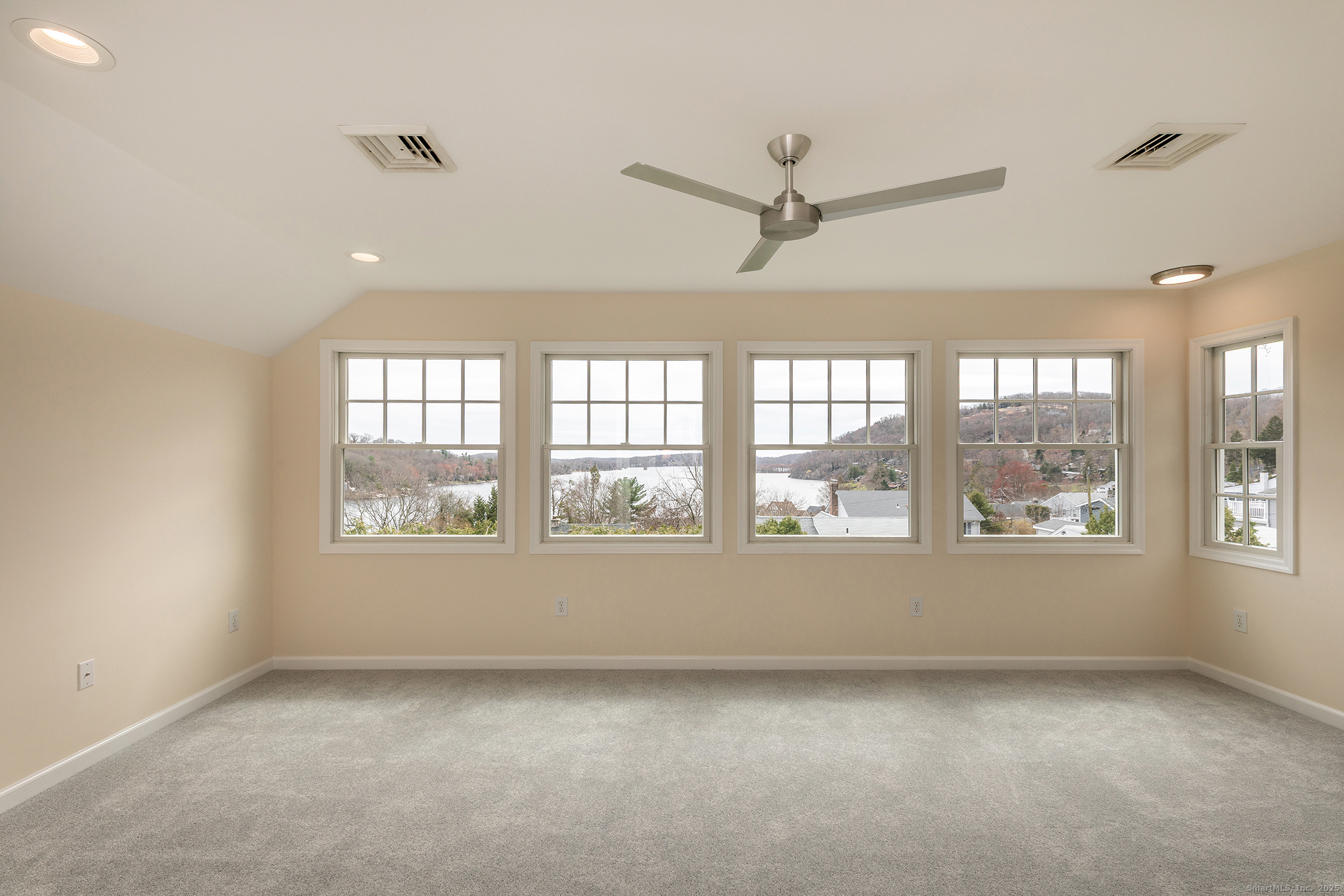 11 N Beach Drive, New Fairfield, Connecticut image 20