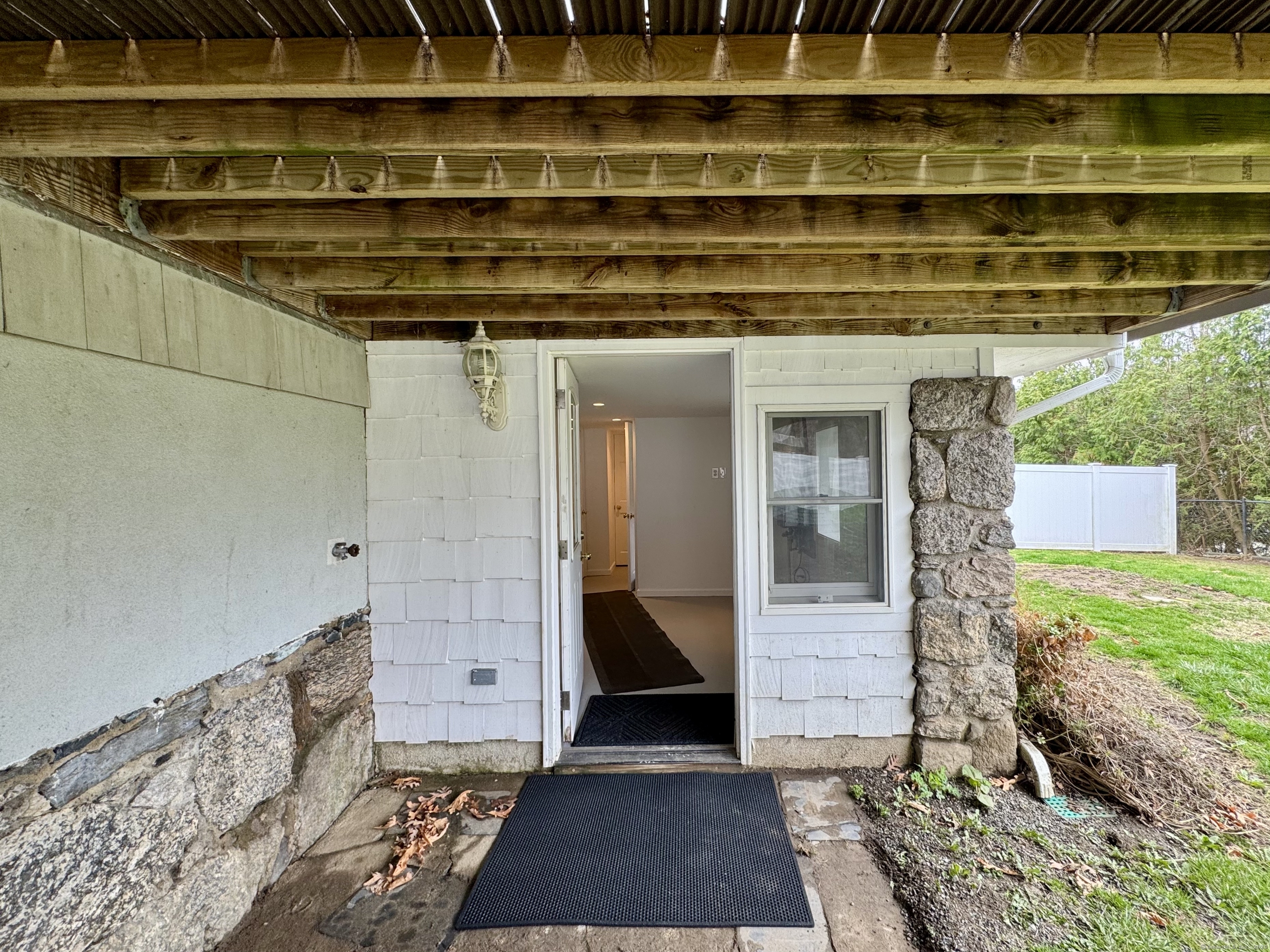 11 N Beach Drive, New Fairfield, Connecticut image 23