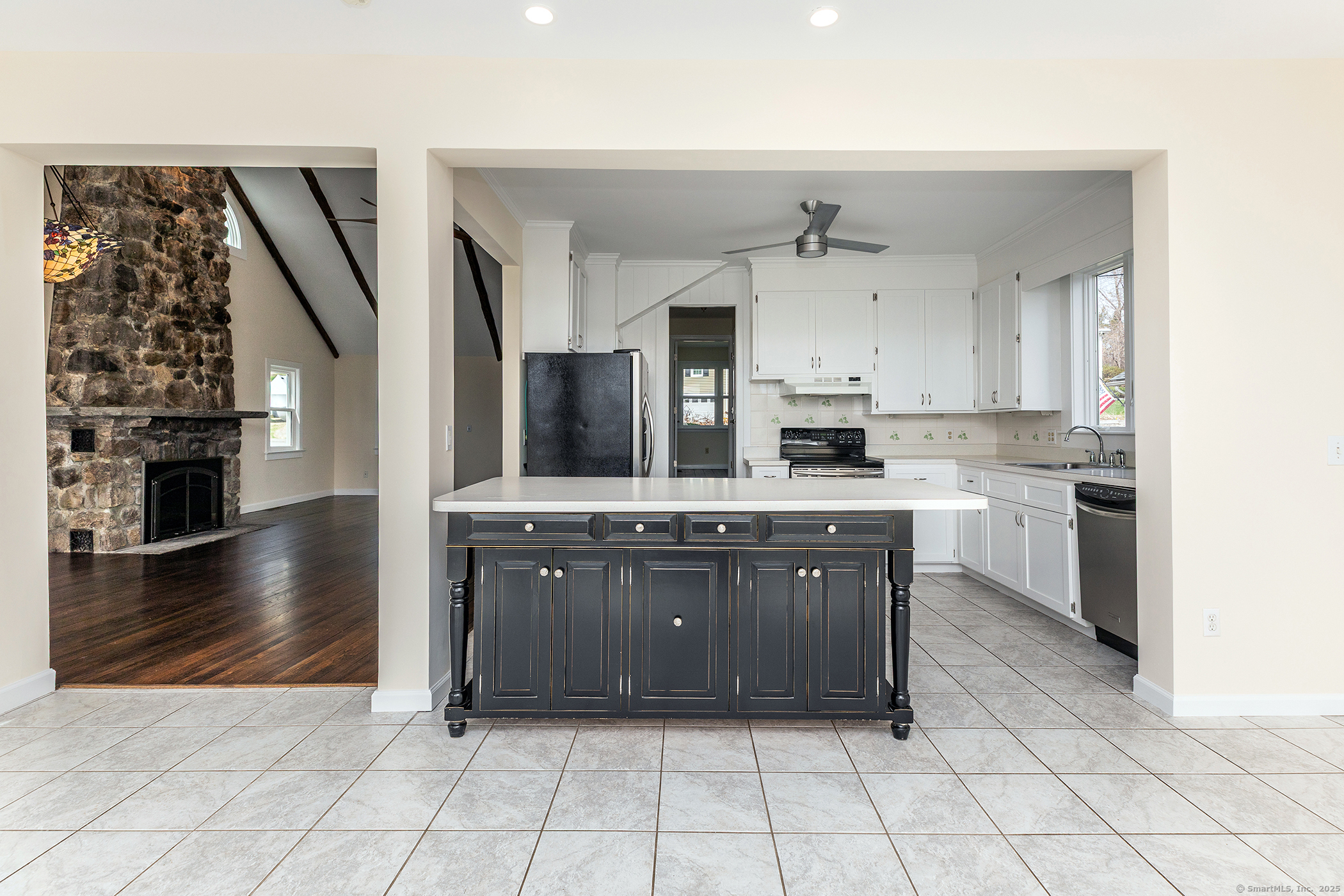11 N Beach Drive, New Fairfield, Connecticut image 13