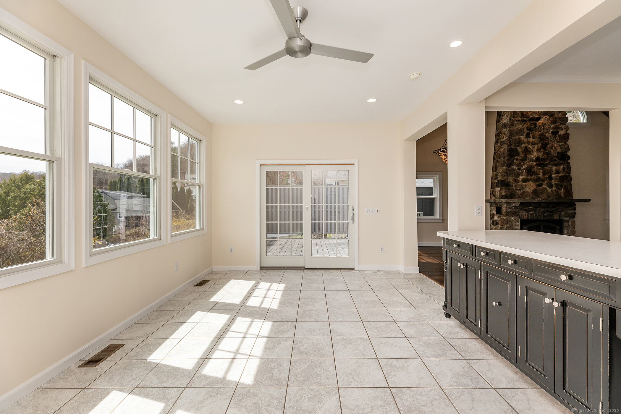 11 N Beach Drive, New Fairfield, Connecticut image 9