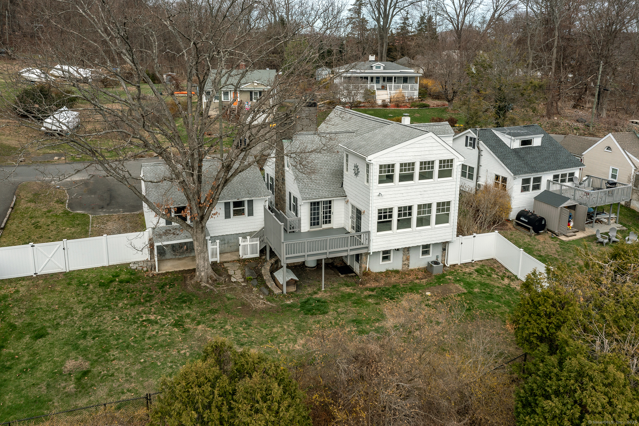 11 N Beach Drive, New Fairfield, Connecticut image 4