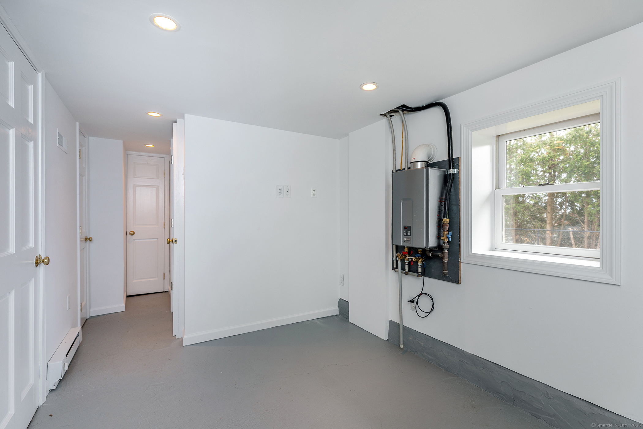 11 N Beach Drive, New Fairfield, Connecticut image 24