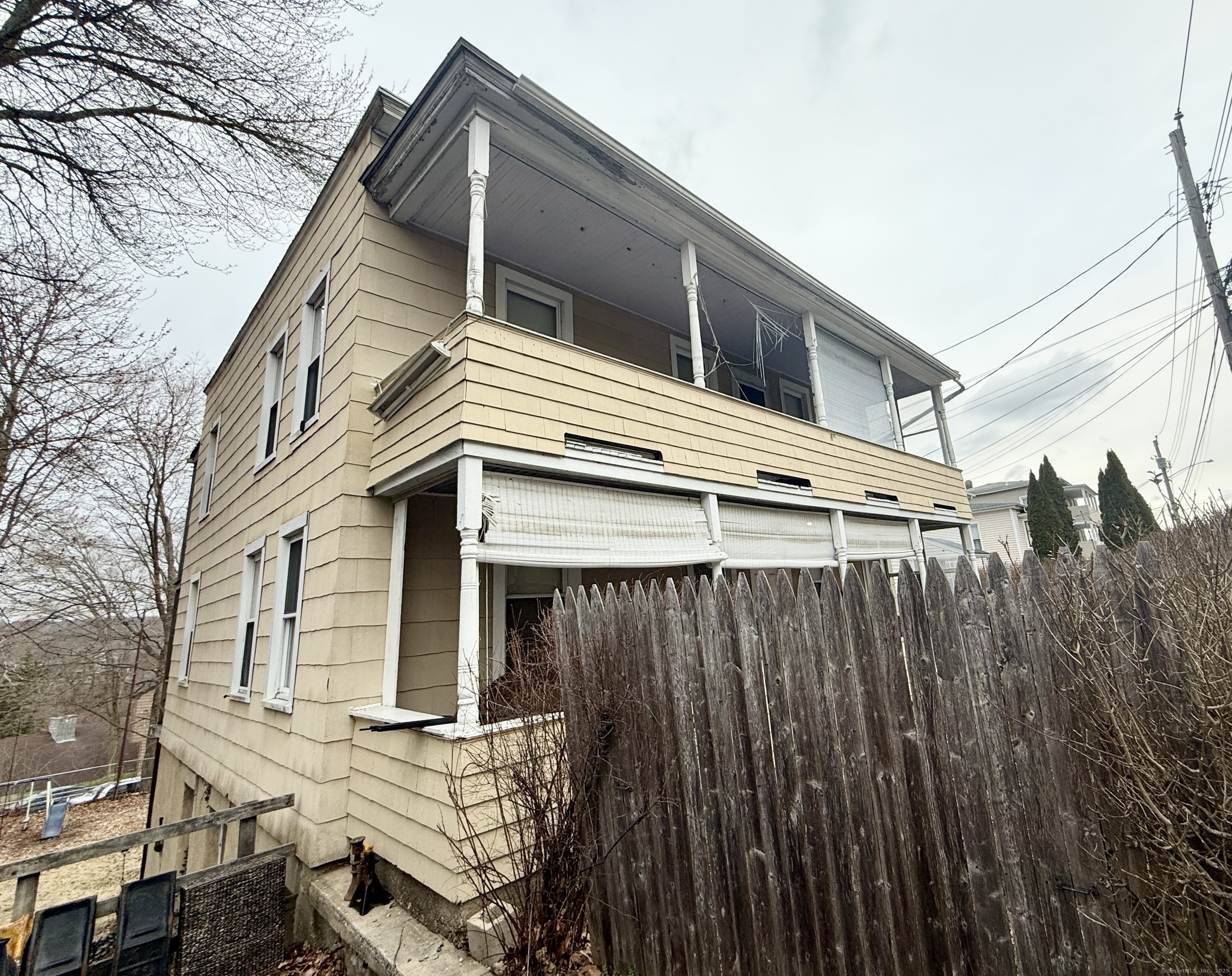19 North Spring Street