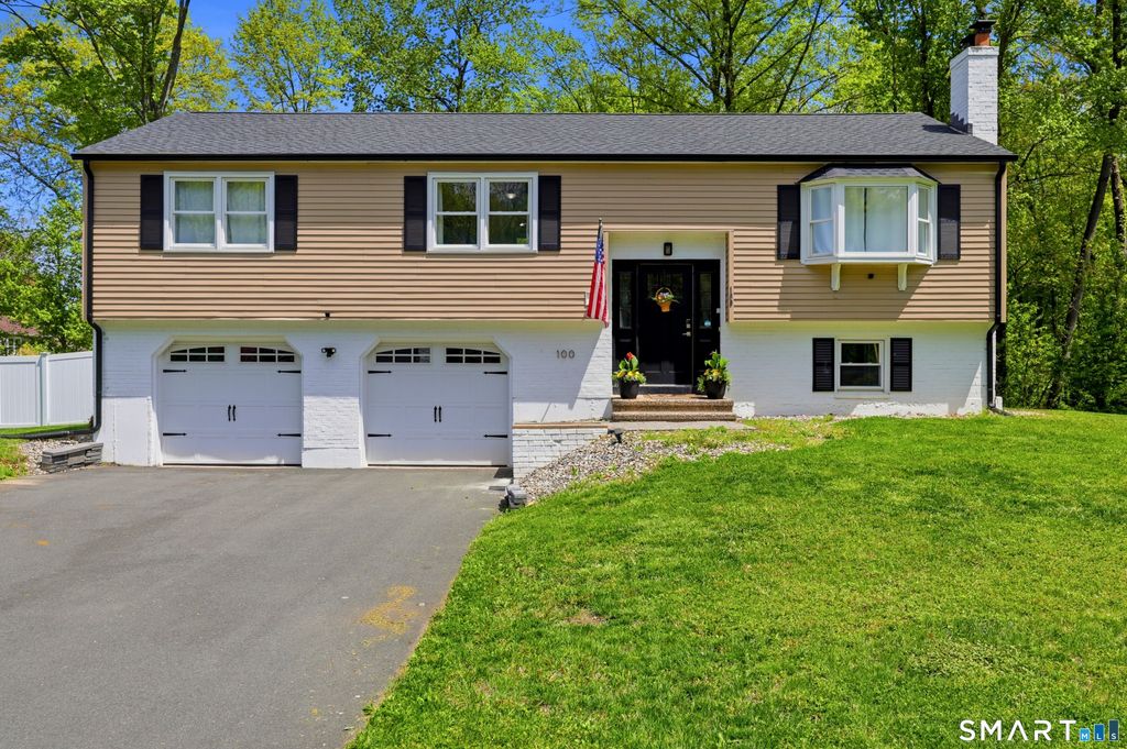 Photo of 100 Susan Drive, Suffield, CT 06078 (MLS # 24174453)