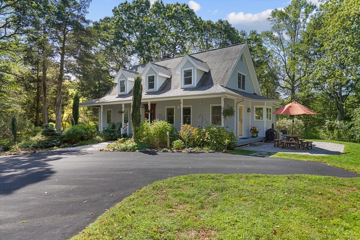 140 Wildrose Avenue