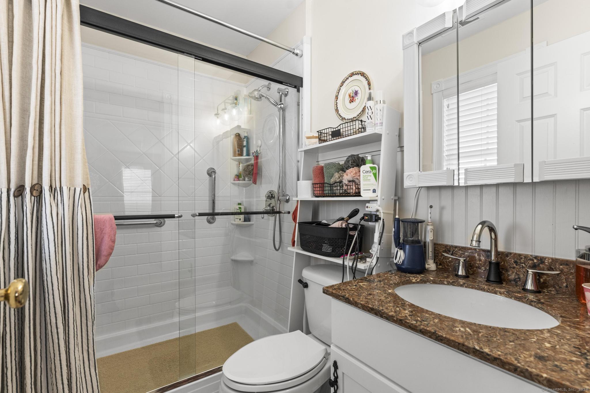 18 Mathieu Lane, East Hampton, Connecticut image 23