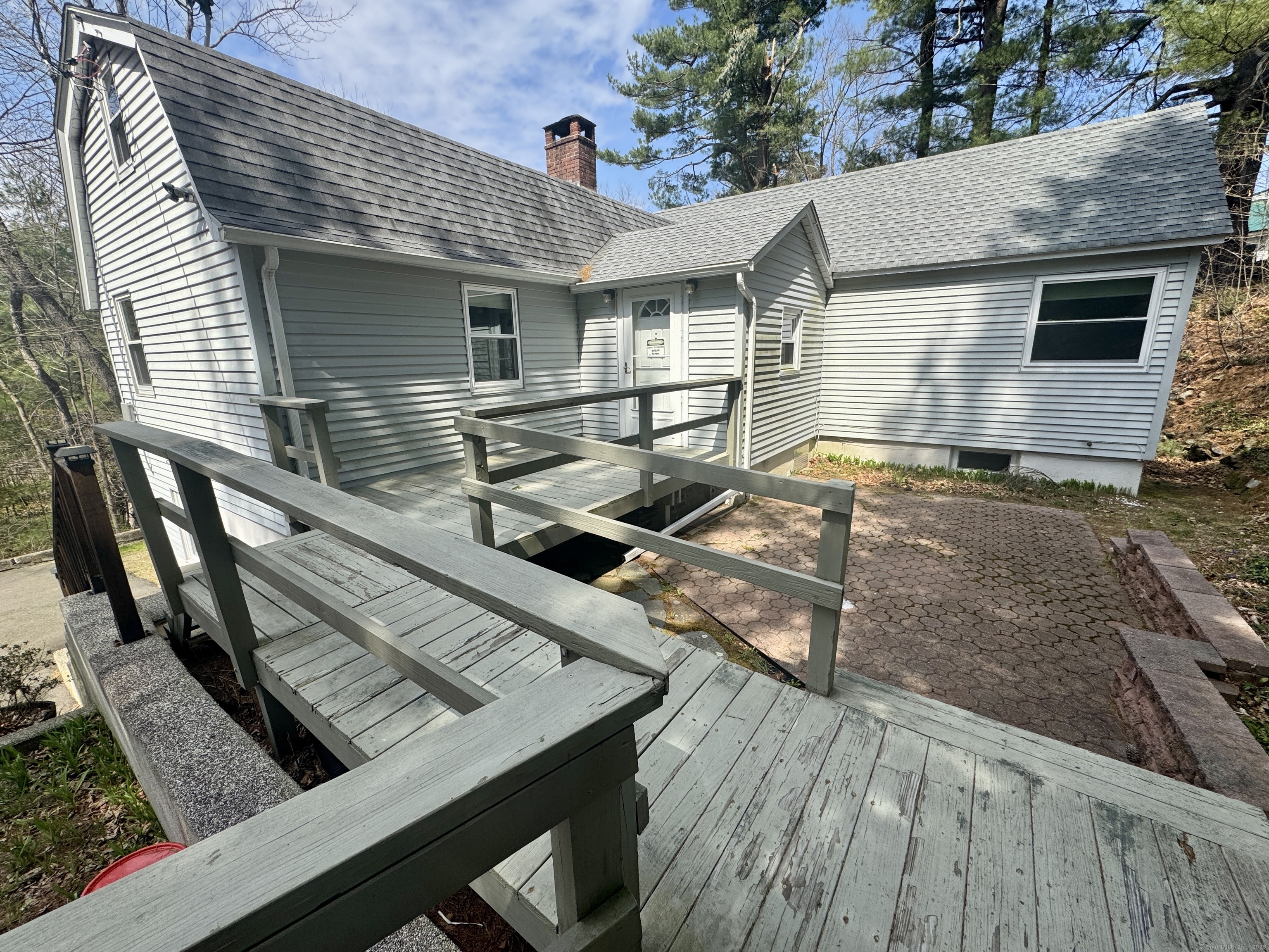 23 Village Hill Road, Stafford, Connecticut image 2