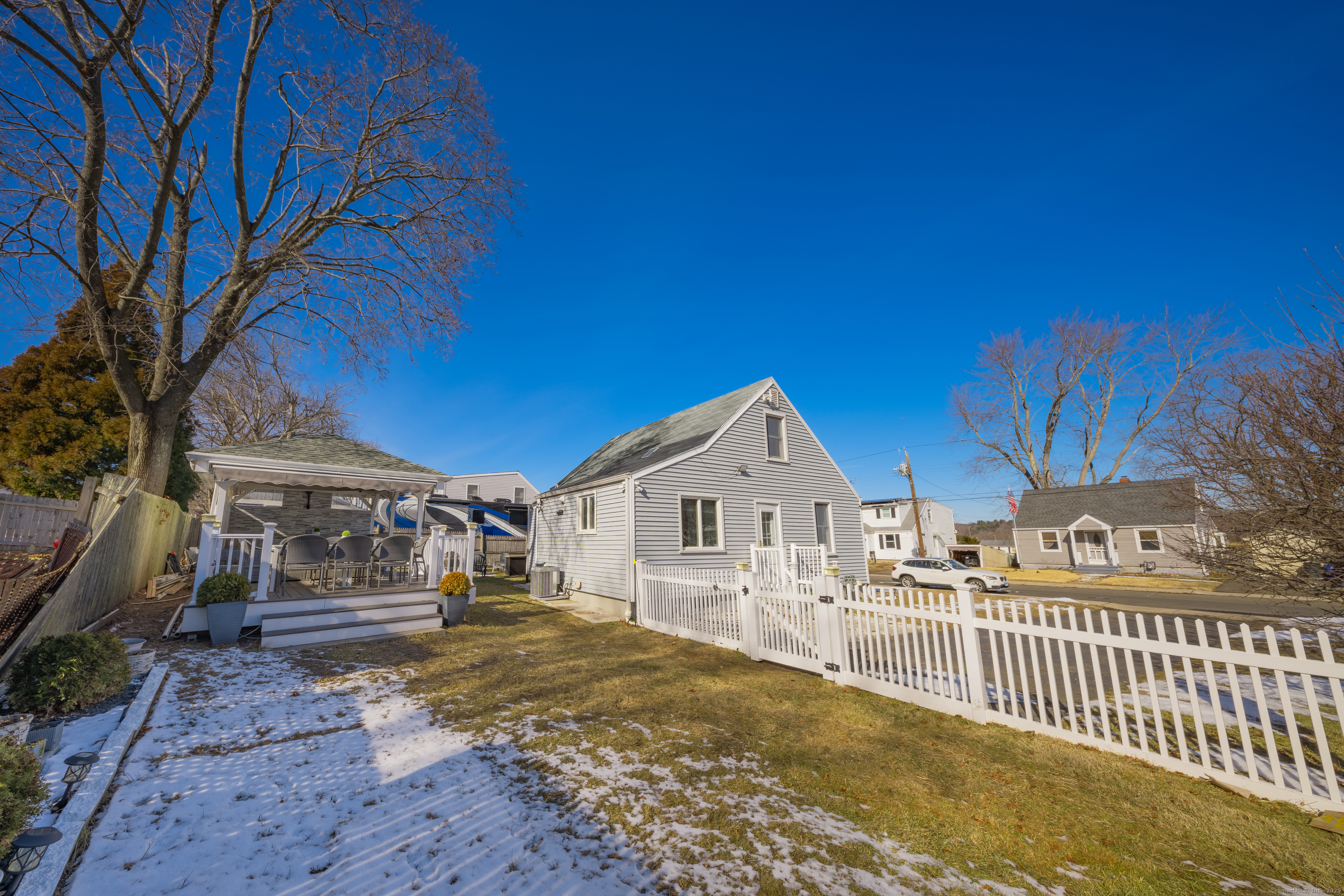 127 Vista Drive, East Haven, Connecticut image 24
