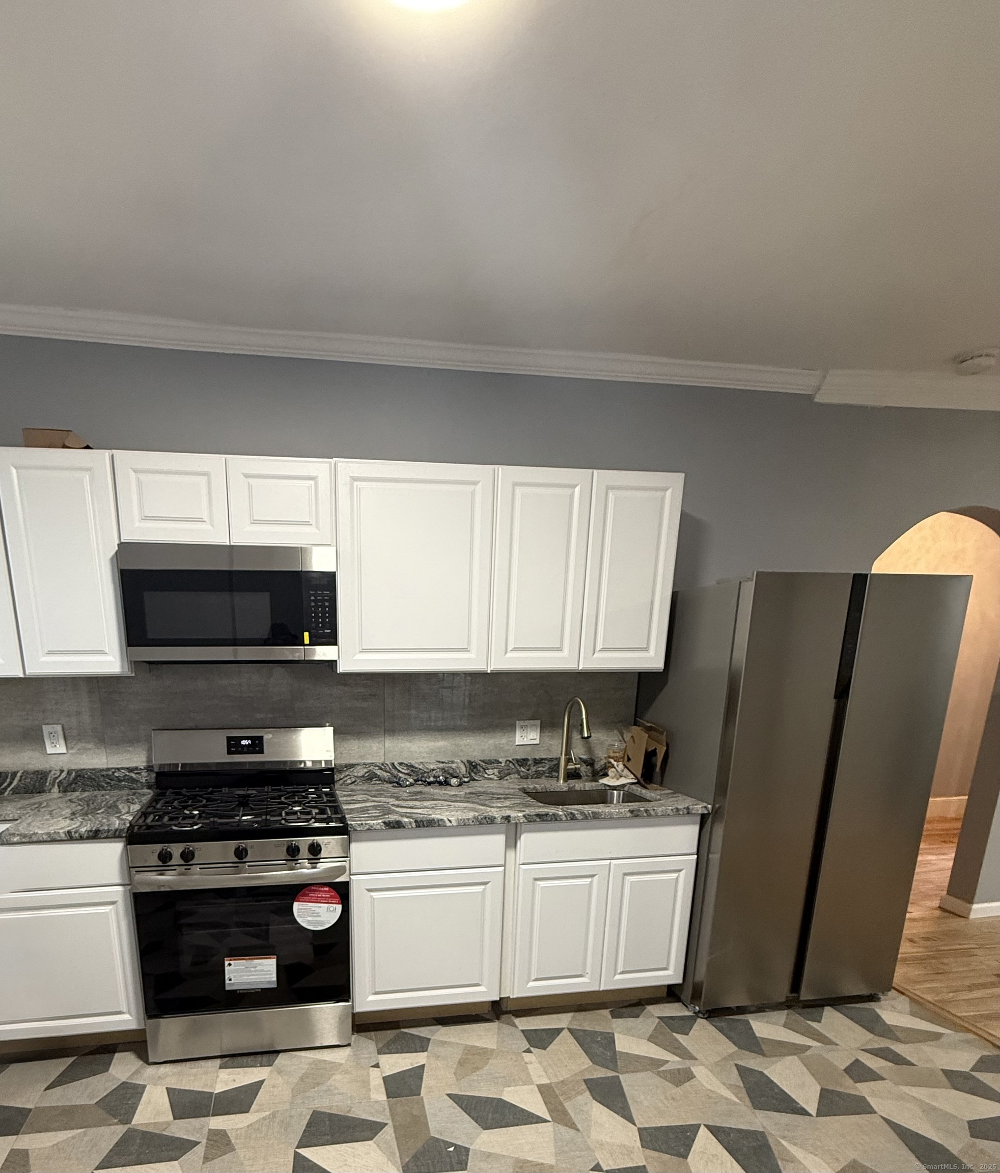 Rental Property at Barnum Avenue, Bridgeport, Connecticut - Bedrooms: 3 
Bathrooms: 1 
Rooms: 6  - $3,200 MO.