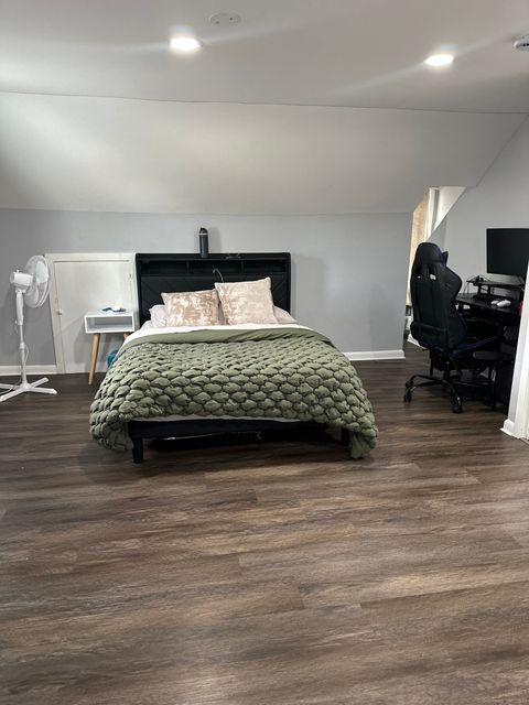 Tiny photo for 165 Nutmeg Road, Bridgeport, CT 06610 (MLS # 24135369)