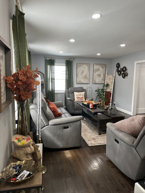 Tiny photo for 165 Nutmeg Road, Bridgeport, CT 06610 (MLS # 24135369)