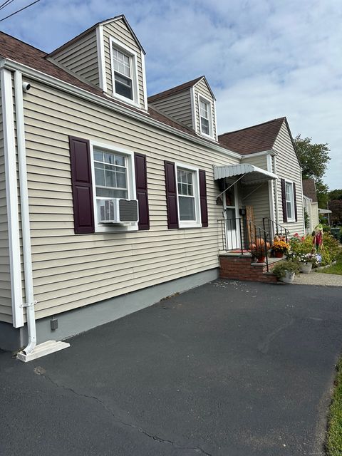 Tiny photo for 165 Nutmeg Road, Bridgeport, CT 06610 (MLS # 24135369)