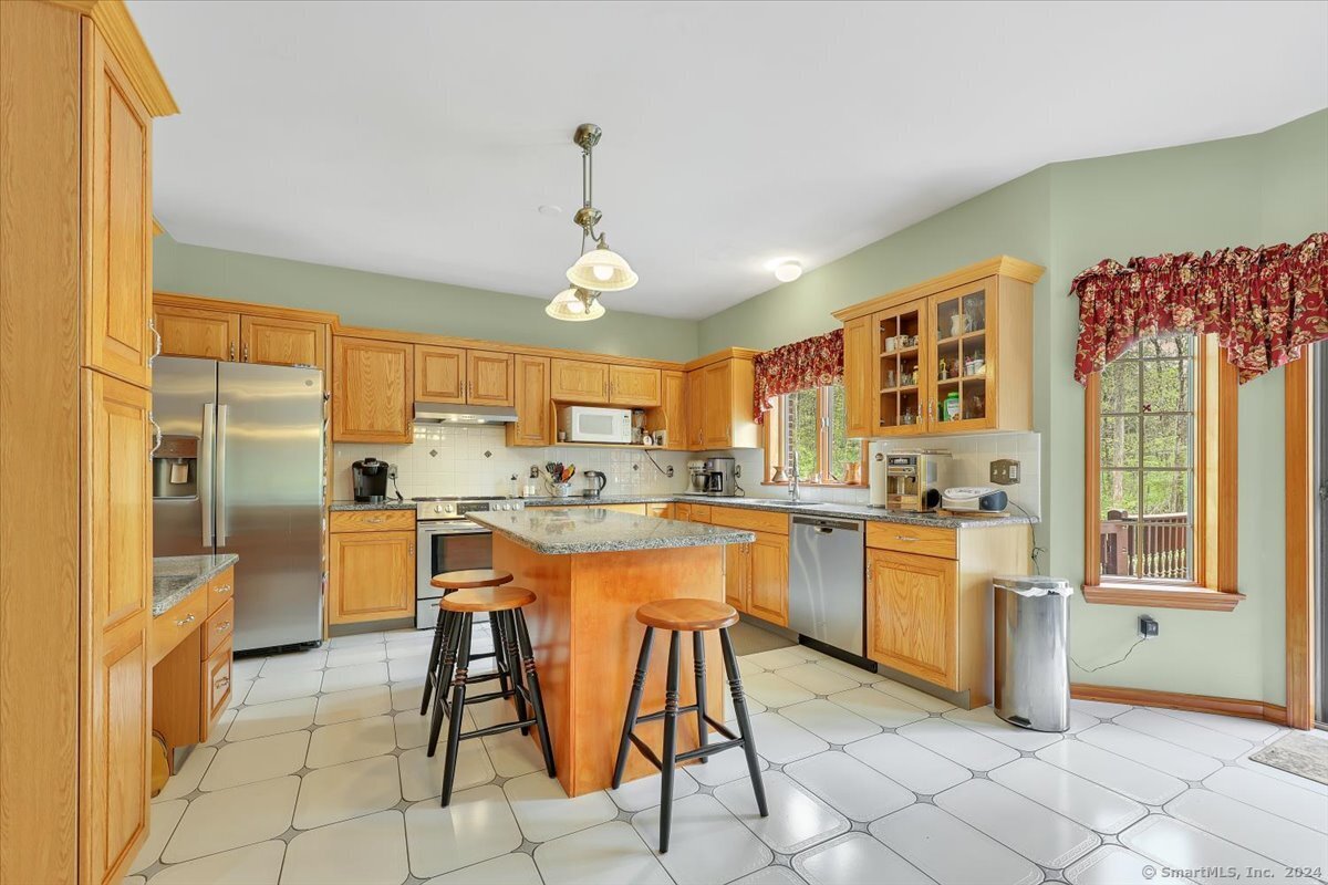 593 Park Road Extension, Middlebury, Connecticut image 6