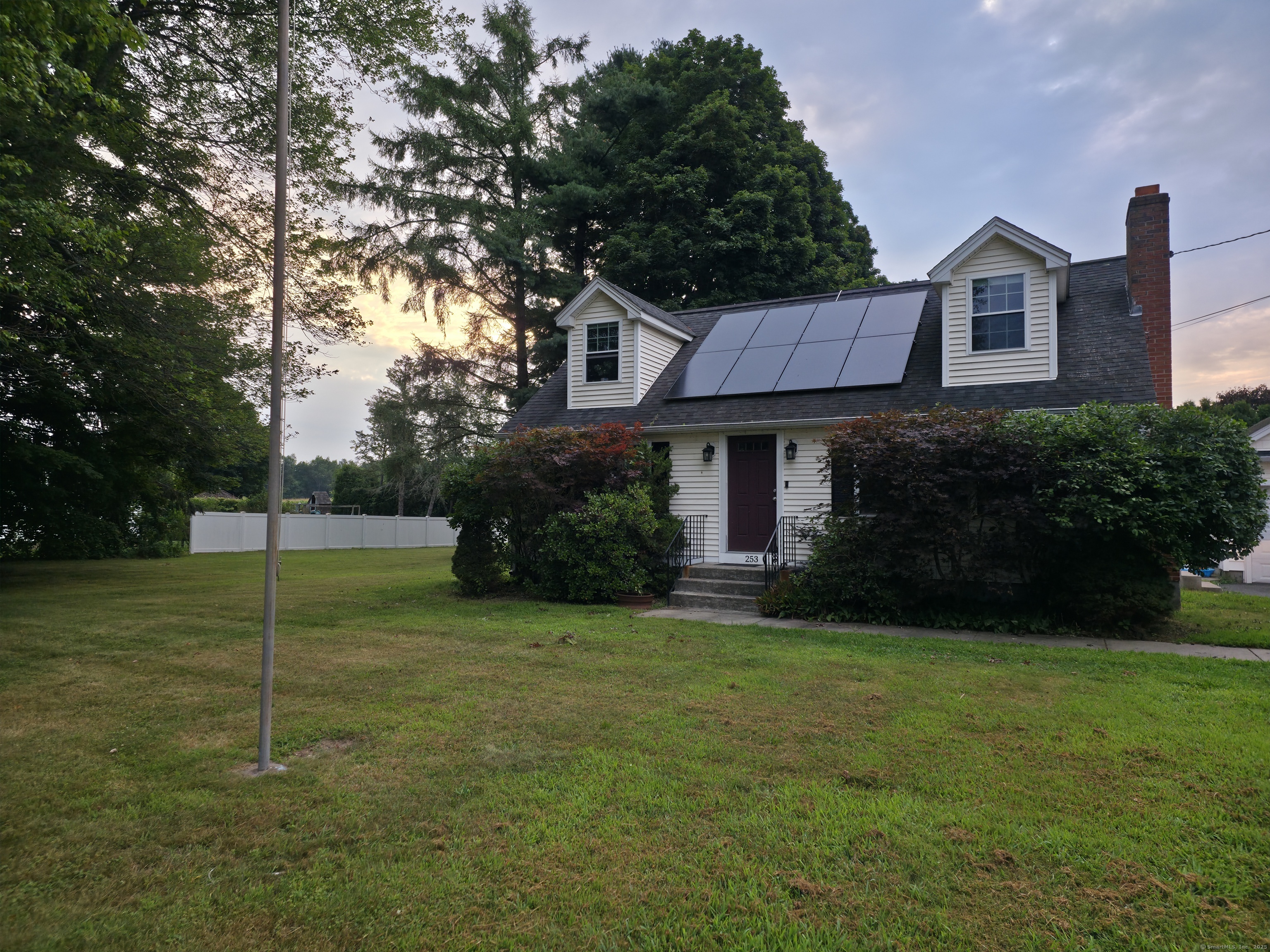253 East Road