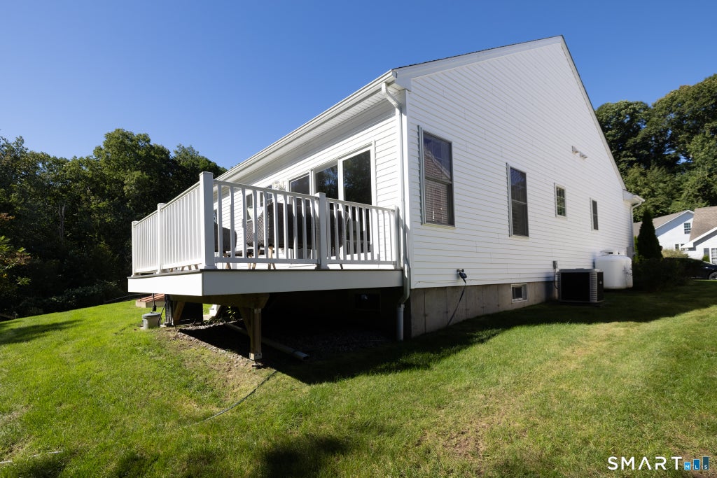 Photo of 286 Beth Lane #11, Waterbury, CT 06705 (MLS # 24209750)