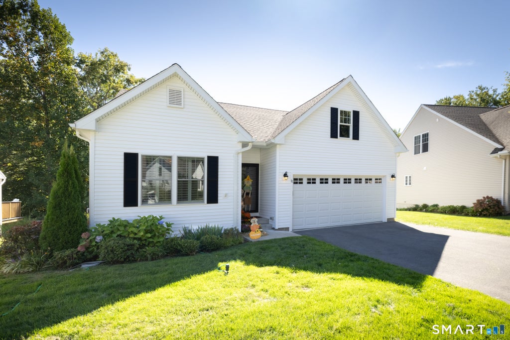 Photo of 286 Beth Lane #11, Waterbury, CT 06705 (MLS # 24209750)