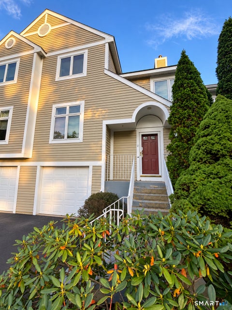 Photo of 2 Madison Lane #2, Avon, CT 06001 (MLS # 24214107)