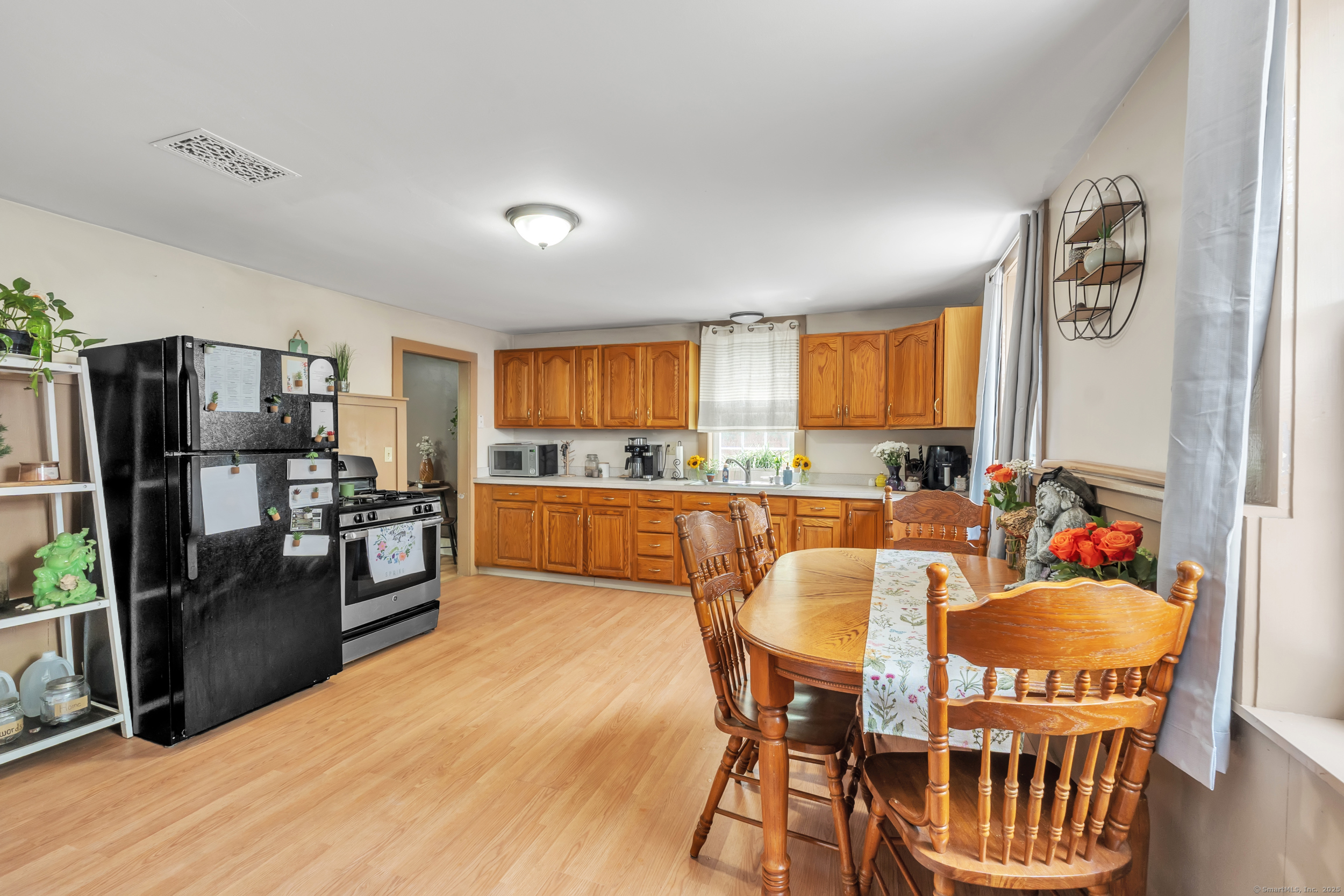 981 Riverside Drive