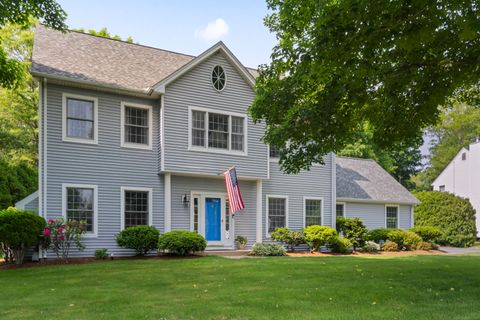 3 Spencer Court Clinton CT 06413