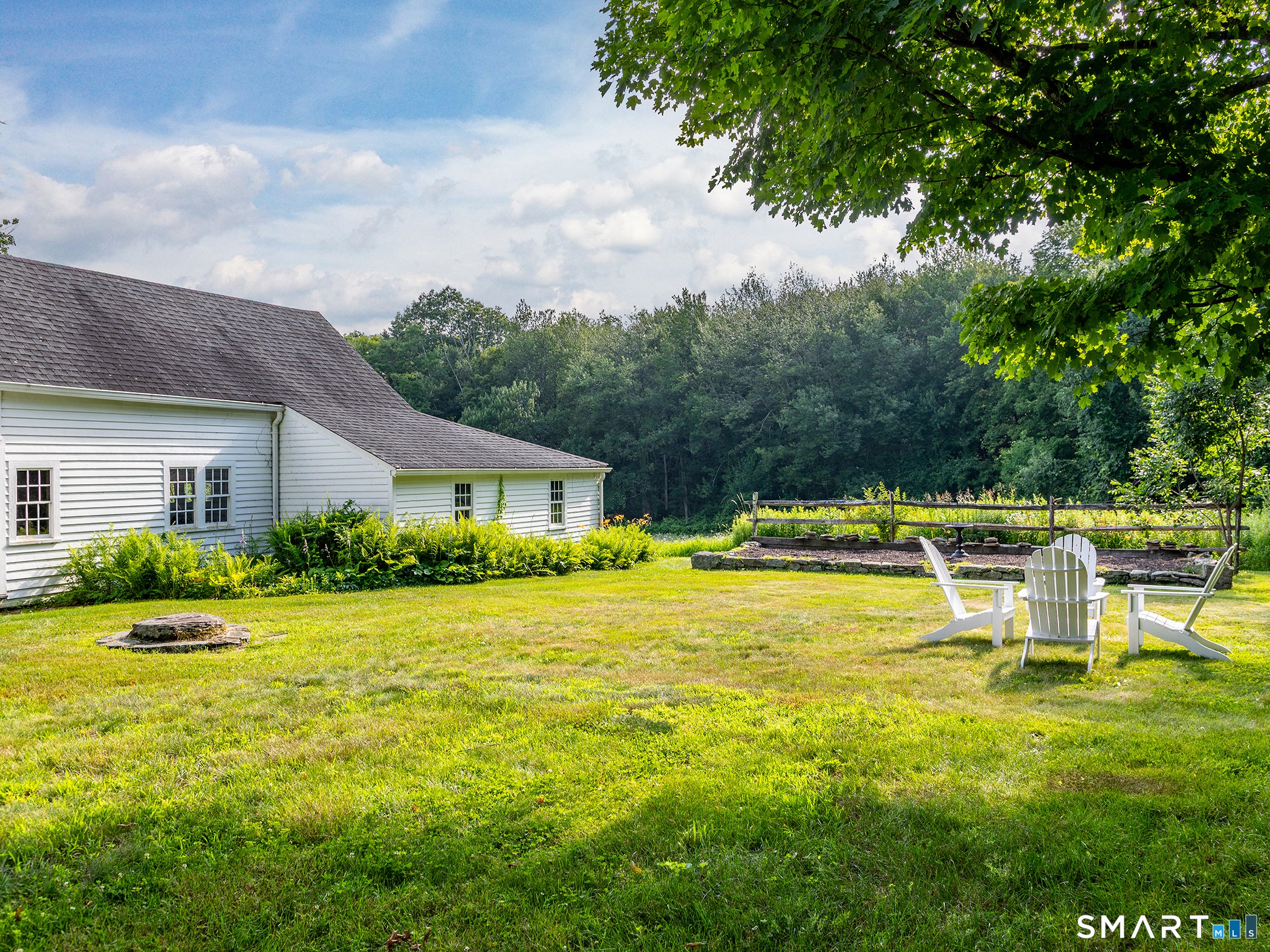 103 Litchfield Road